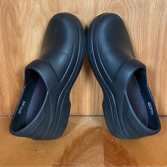 Womens 6 Crocs On The Clock Work Slip On Shoes Black SEF1572 - Picture 6 of 8